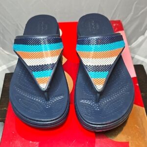 CROCS (WMNS) SZ 6 'Monterey Bead'